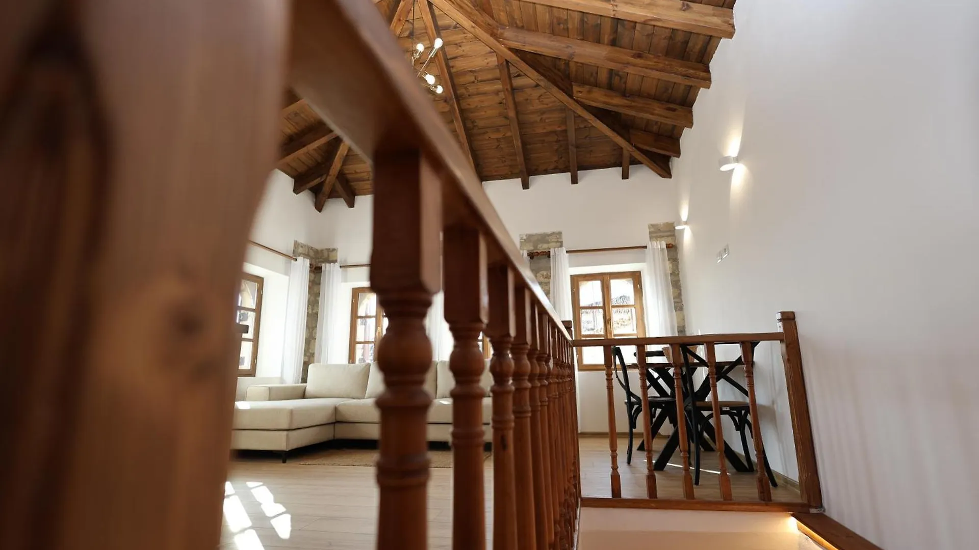 Hera Guest Haus Berat Arnavutluk